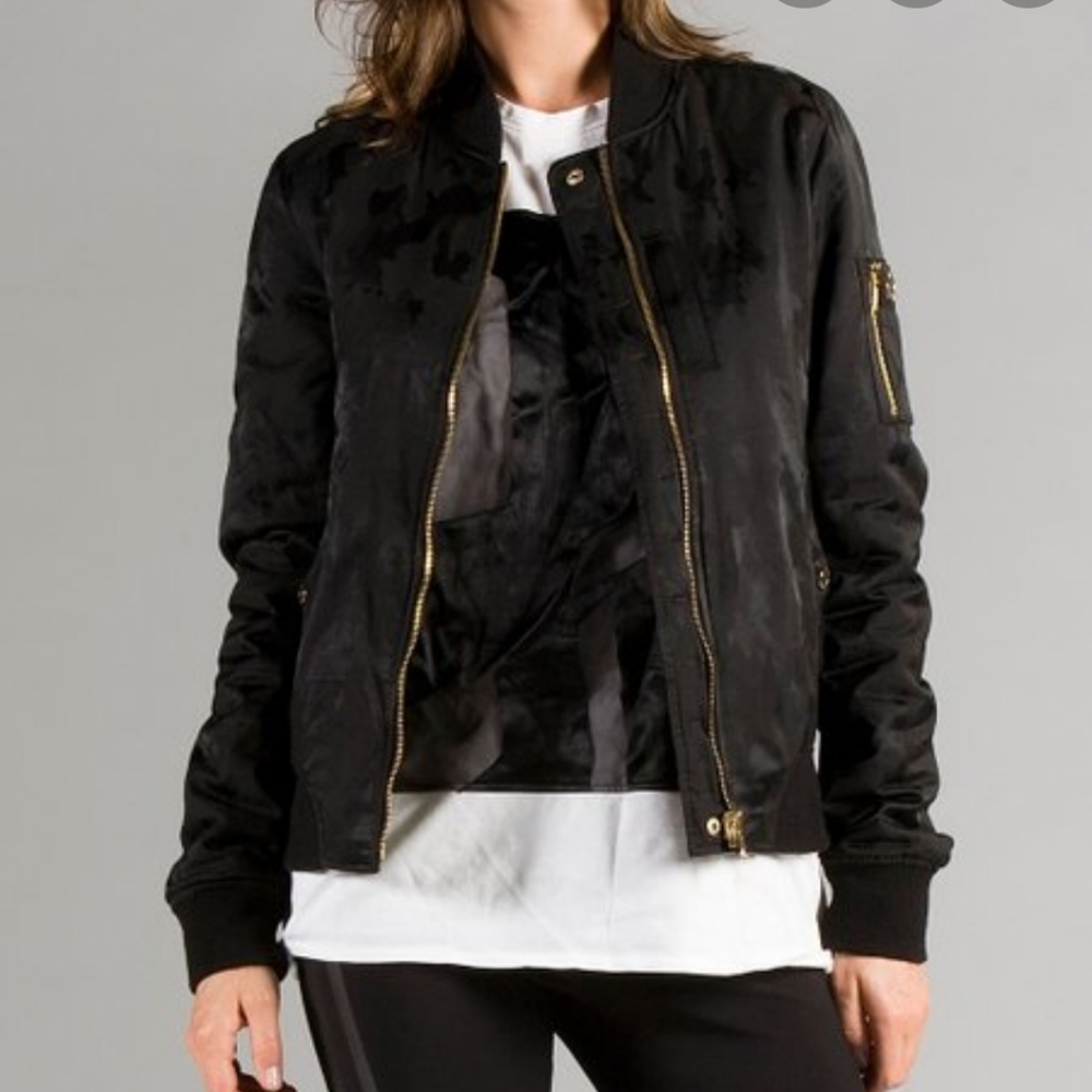 NWT OROBOS REVERSIBLE JACKET SZ SMALL